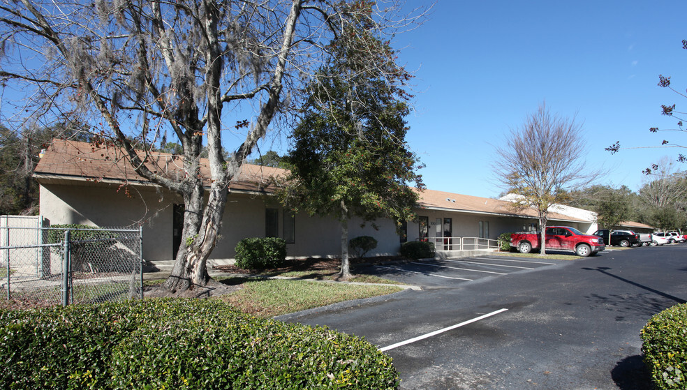 730 NE Waldo Rd, Gainesville, FL en venta - Foto del edificio - Imagen 2 de 4