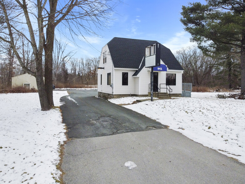 4 Sicker Rd, Latham, NY en venta - Foto del edificio - Imagen 3 de 39