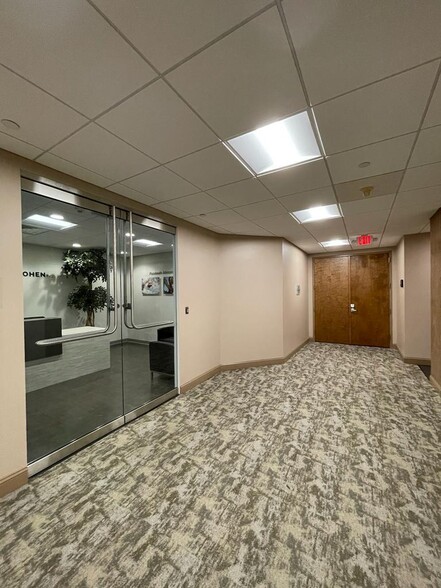 235-245 Main St, White Plains, NY en alquiler - Foto del interior - Imagen 3 de 12