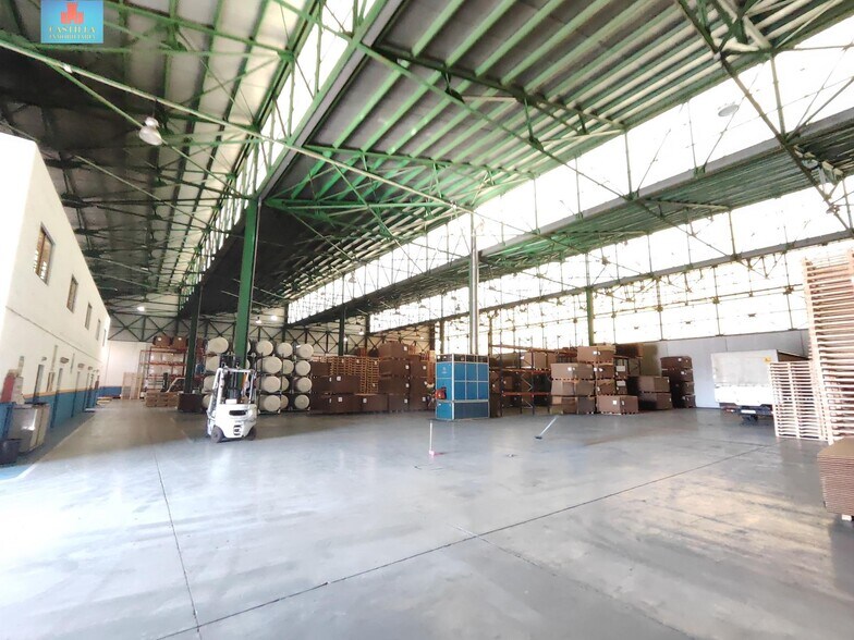 Nave en Ávila, Ávila en venta - Foto principal - Imagen 1 de 3