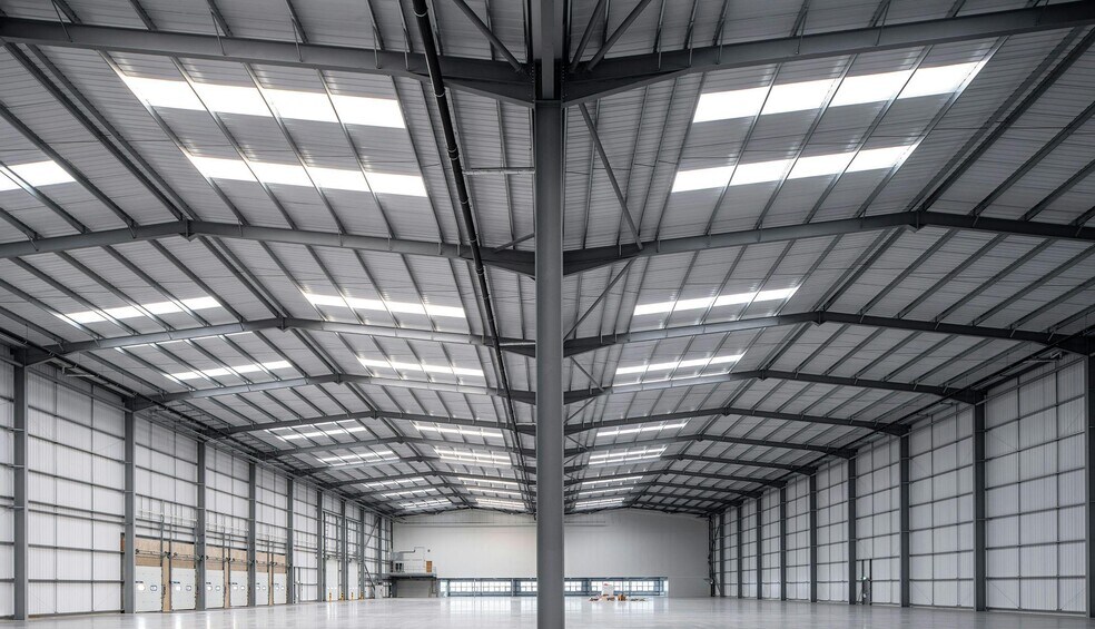 Chelmsford Rd, Rayleigh en alquiler - Foto del edificio - Imagen 2 de 10