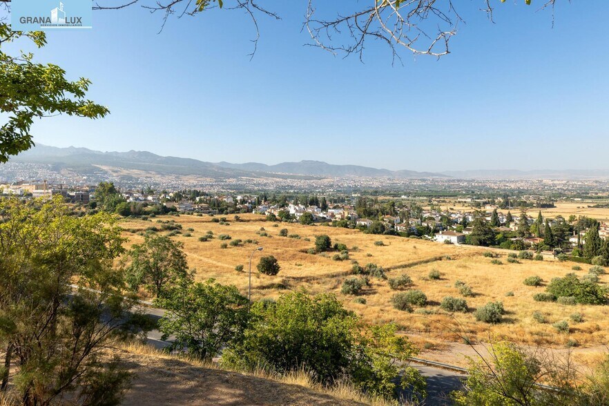 Calle Padre Ferrer, 5, Granada, Granada en venta - Foto del edificio - Imagen 3 de 22