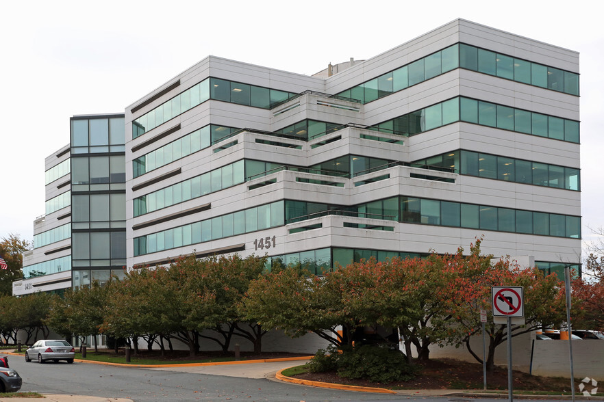 1451 Rockville Pike, Rockville, MD en alquiler - Foto del edificio - Imagen 2 de 19