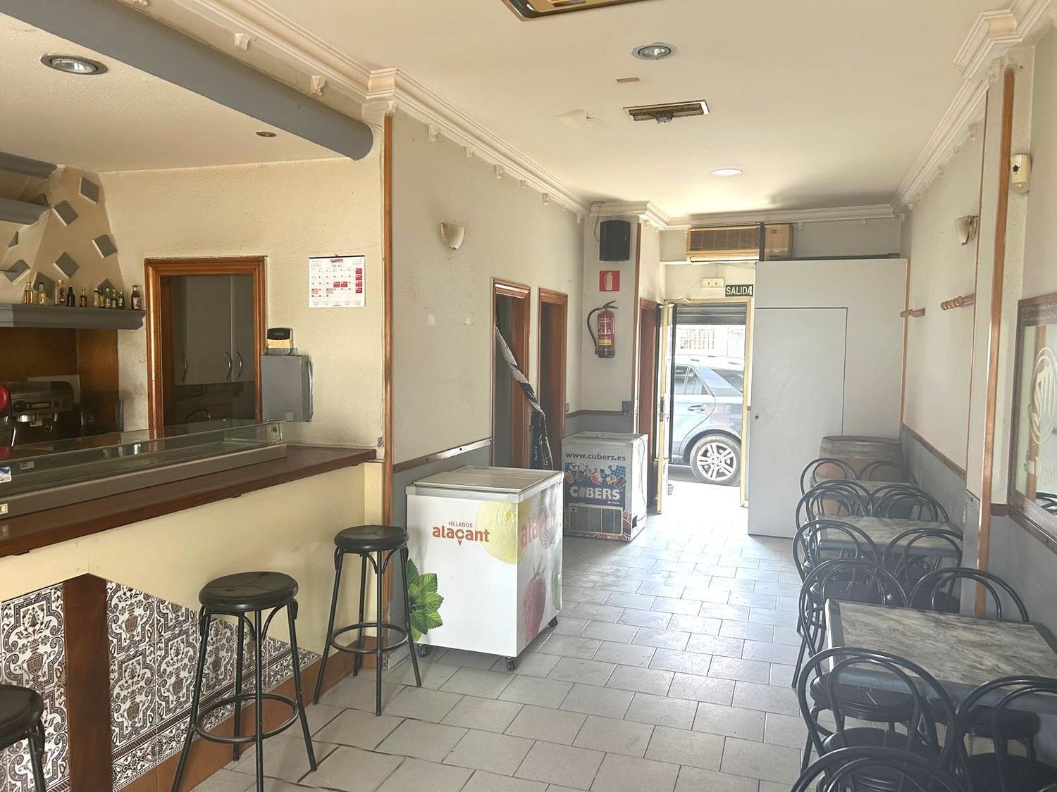 Local en Laguna de Duero en venta Foto del edificio- Imagen 1 de 32
