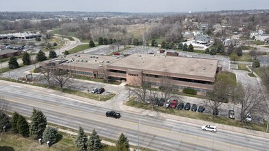 11340 Blondo St, Omaha, NE en alquiler Foto del edificio- Imagen 2 de 5