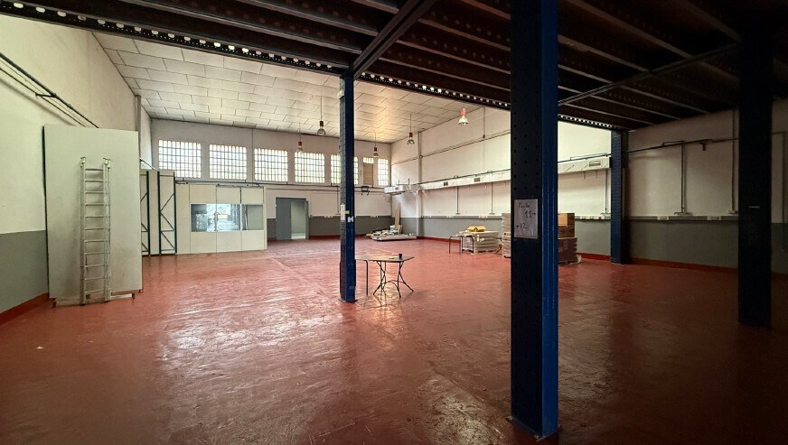 Nave en Santa Coloma de Cervelló, Barcelona en venta Foto del interior- Imagen 1 de 24
