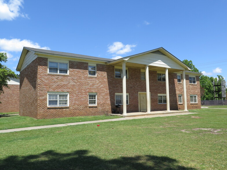 903 Oakwood St, Bennettsville, SC en venta - Foto del edificio - Imagen 2 de 8