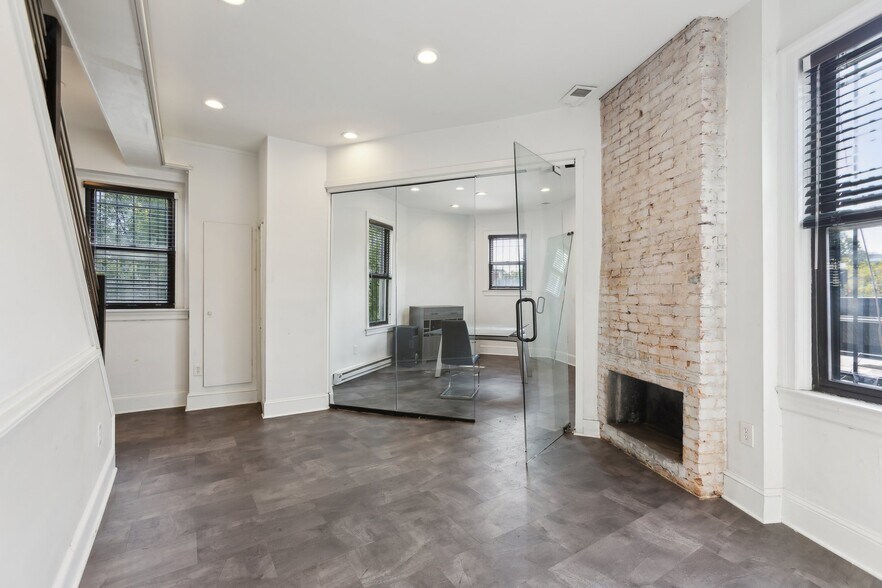 925 U St NW, Washington, DC en alquiler - Foto del interior - Imagen 2 de 28