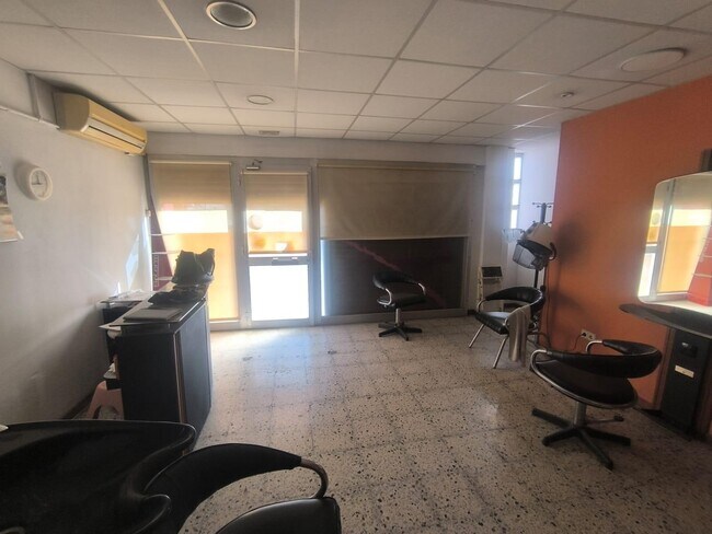 Más detalles de Local en alquiler