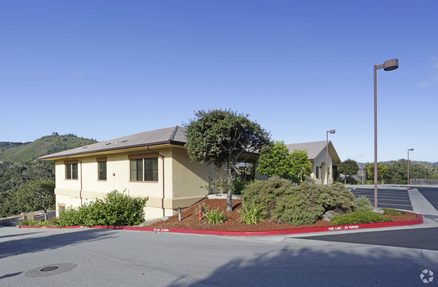 101 Wilson Rd, Monterey, CA en alquiler - Foto del edificio - Imagen 3 de 11