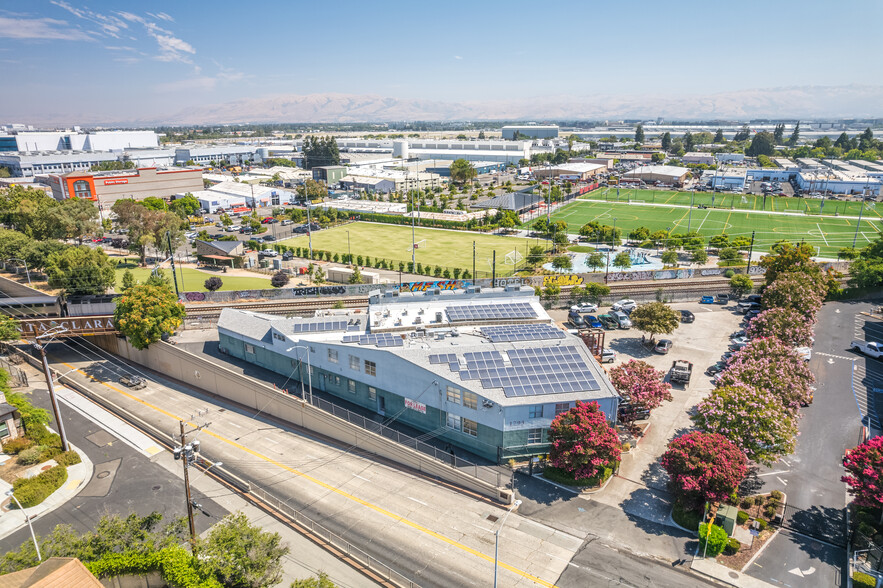 1793 Lafayette St, Santa Clara, CA en venta - Foto del edificio - Imagen 3 de 38