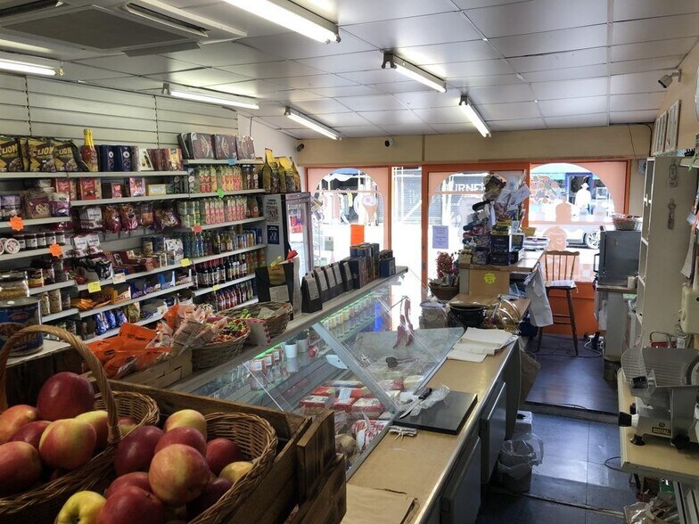 144 High St, London en alquiler - Foto del edificio - Imagen 2 de 6