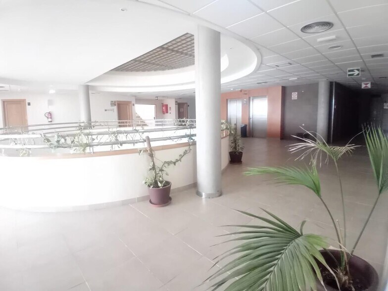 Oficina en El Ejido, Almería en alquiler - Foto del edificio - Imagen 2 de 6