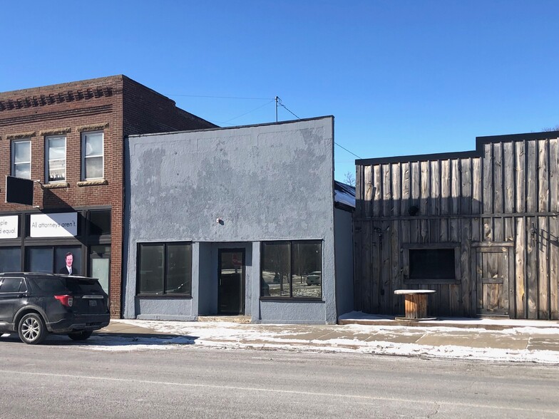 511 N Main St, Mitchell, SD en venta - Foto del edificio - Imagen 3 de 41