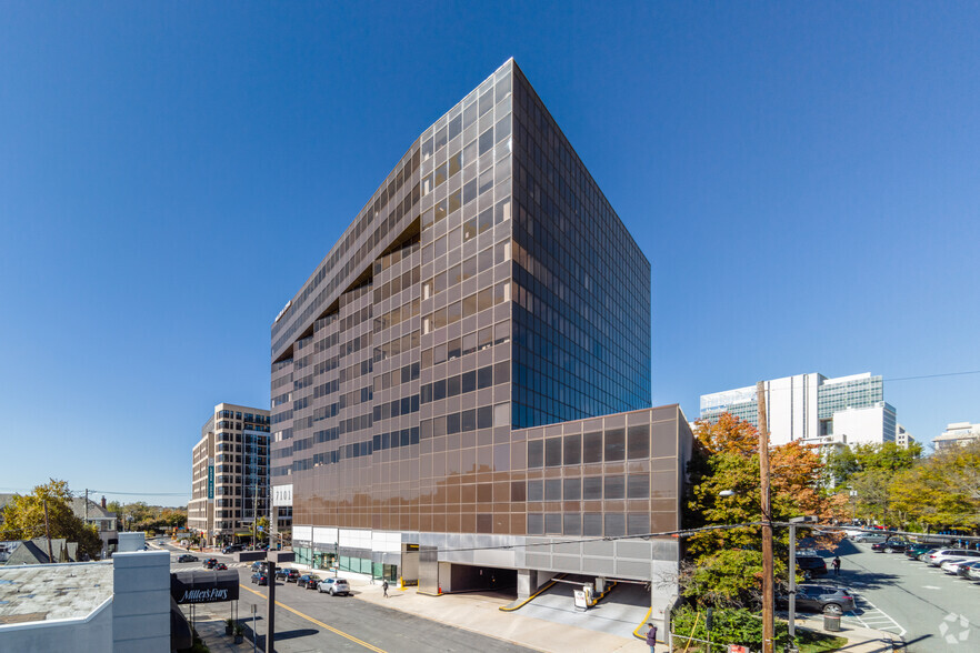 7101 Wisconsin Ave, Bethesda, MD en alquiler - Foto del edificio - Imagen 3 de 15