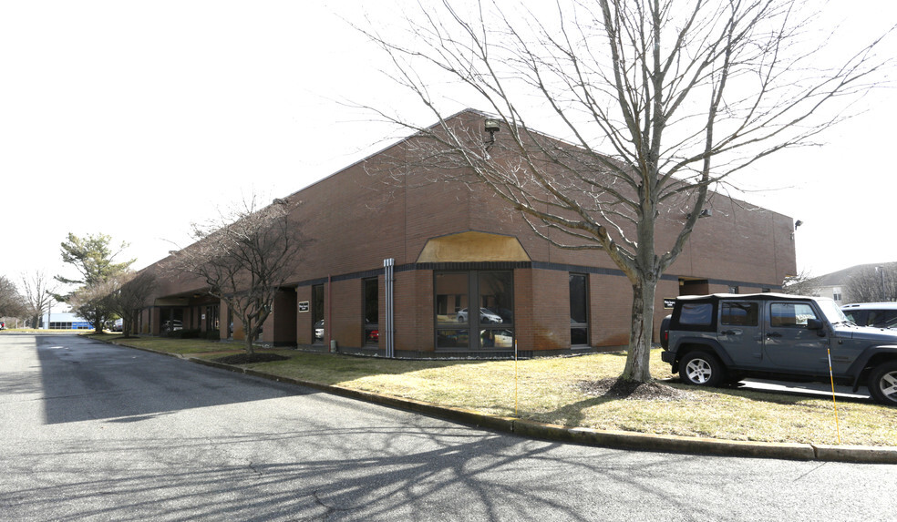 628 Shrewsbury Ave, Tinton Falls, NJ en alquiler - Foto del edificio - Imagen 3 de 6