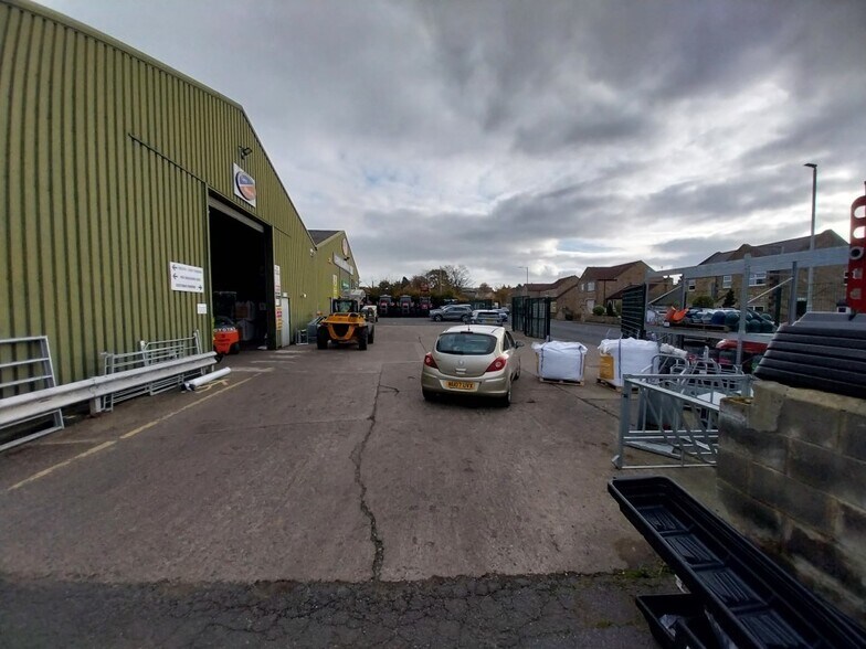Montalbo Rd, Barnard Castle en venta - Foto del edificio - Imagen 2 de 4