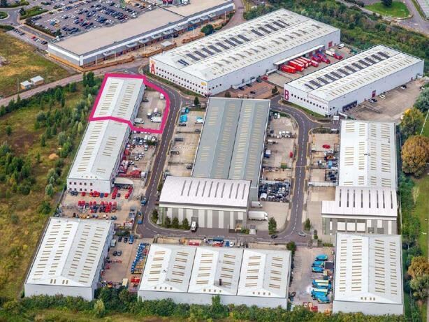 Hornet Way, London en alquiler Foto principal- Imagen 1 de 2