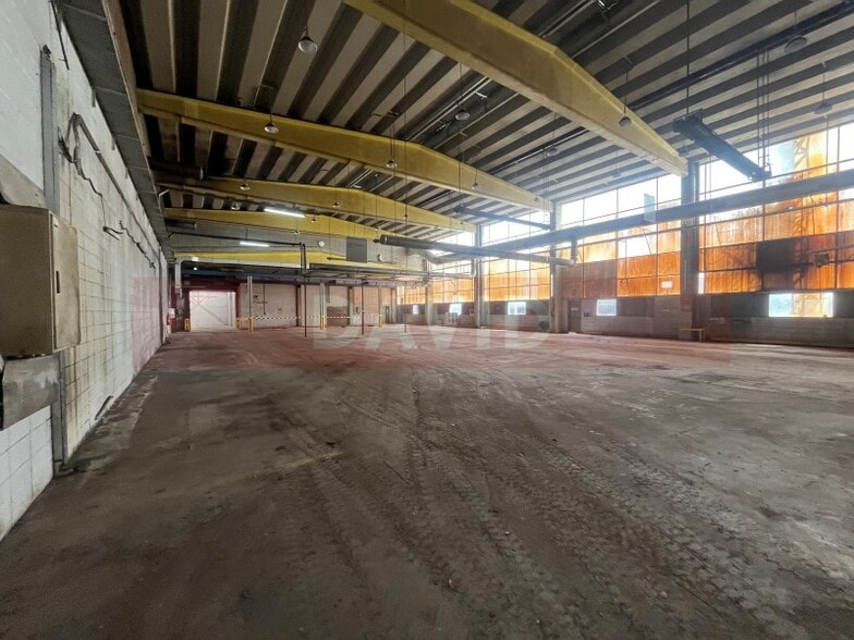 Nave en Vilanova i la Geltrú, Barcelona en venta - Foto del interior - Imagen 1 de 35