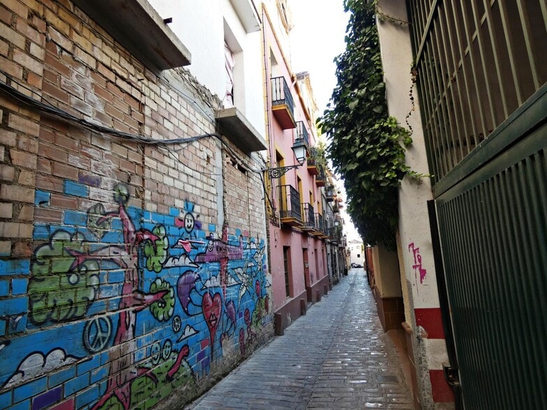 Edificio residencial en Granada en venta - Foto del edificio - Imagen 3 de 38