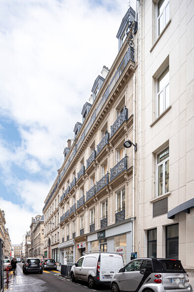 17 Rue De La Banque, Paris en alquiler - Foto del edificio - Imagen 2 de 5