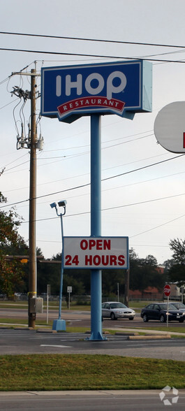 19 N Navy Blvd, Pensacola, FL en alquiler - Foto del edificio - Imagen 3 de 36