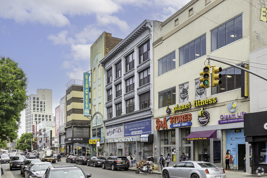 2918 Third Ave, Bronx, NY en alquiler - Foto del edificio - Imagen 2 de 9