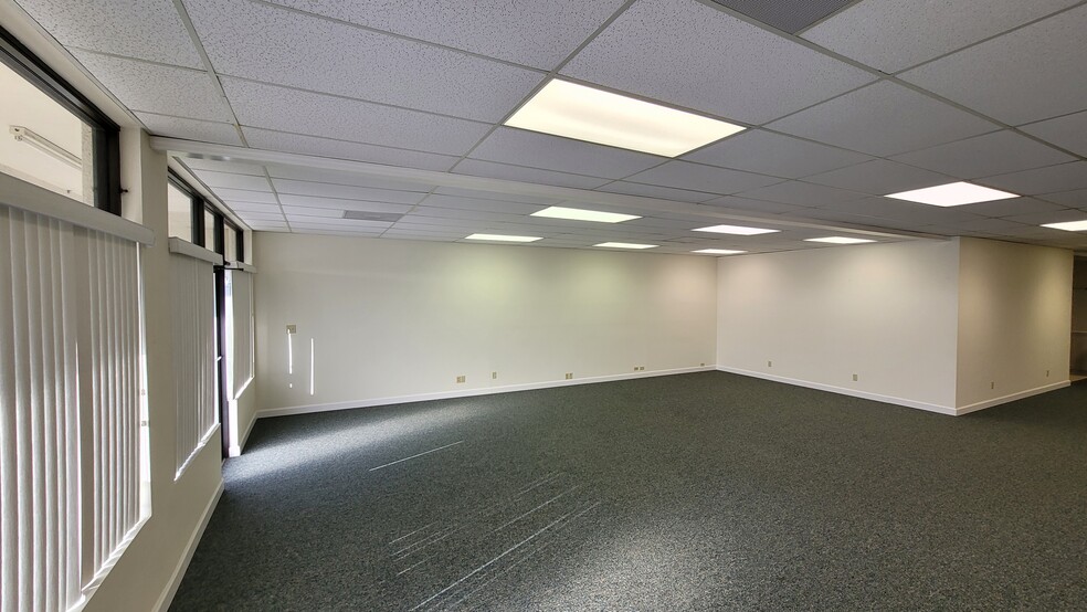 563 Blanding Blvd, Orange Park, FL en alquiler - Foto del interior - Imagen 3 de 22