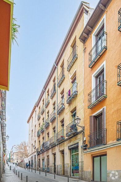 Calle Mesón de Paredes, Madrid, Madrid en venta - Foto principal - Imagen 1 de 2