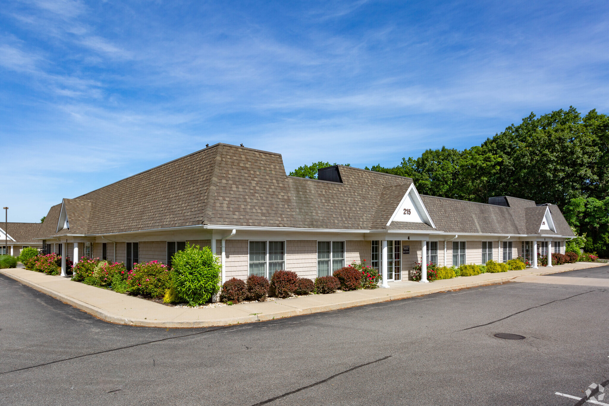 215 Hallock Rd, Stony Brook, NY en alquiler Foto del edificio- Imagen 1 de 8