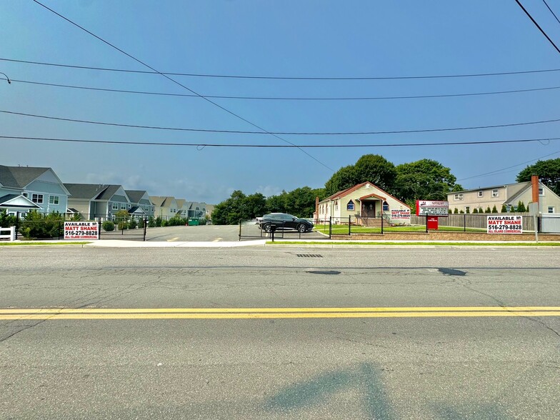 515 Atlantic Ave, Bellport, NY en venta - Foto del edificio - Imagen 1 de 23