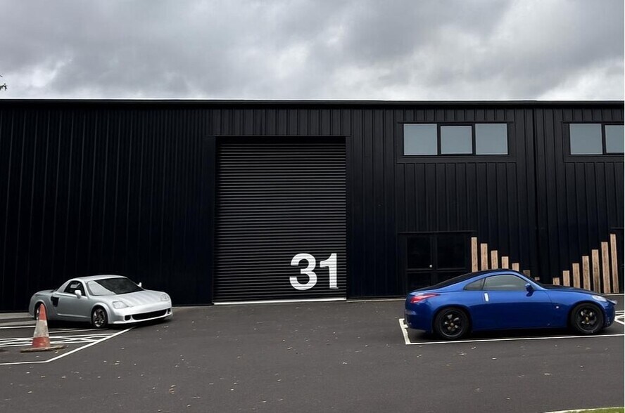Units 22-41 Neaves Park, Hurstpierpoint en alquiler - Foto del edificio - Imagen 3 de 6