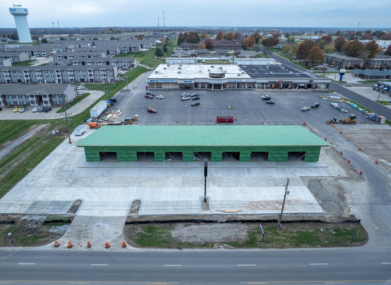 1020 Thompson Blvd, Sedalia, MO en alquiler - Foto de la construcción - Imagen 2 de 3