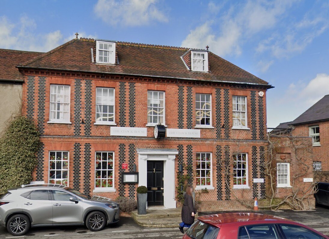 High St, Woking en alquiler Foto principal- Imagen 1 de 2