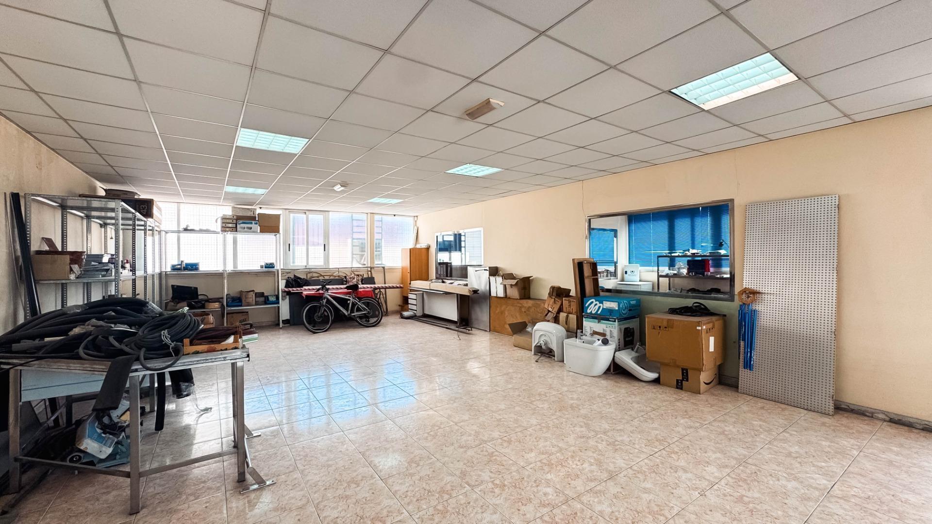 Nave en La Nucia, Alicante en venta Foto del interior- Imagen 1 de 37
