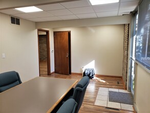 616 Kellogg Ave, Ames, IA en alquiler Foto del interior- Imagen 2 de 7