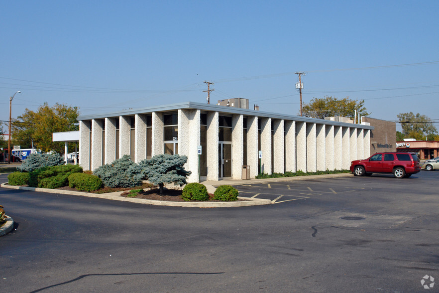 721 E Dixie Dr, Dayton, OH en alquiler - Foto del edificio - Imagen 1 de 11