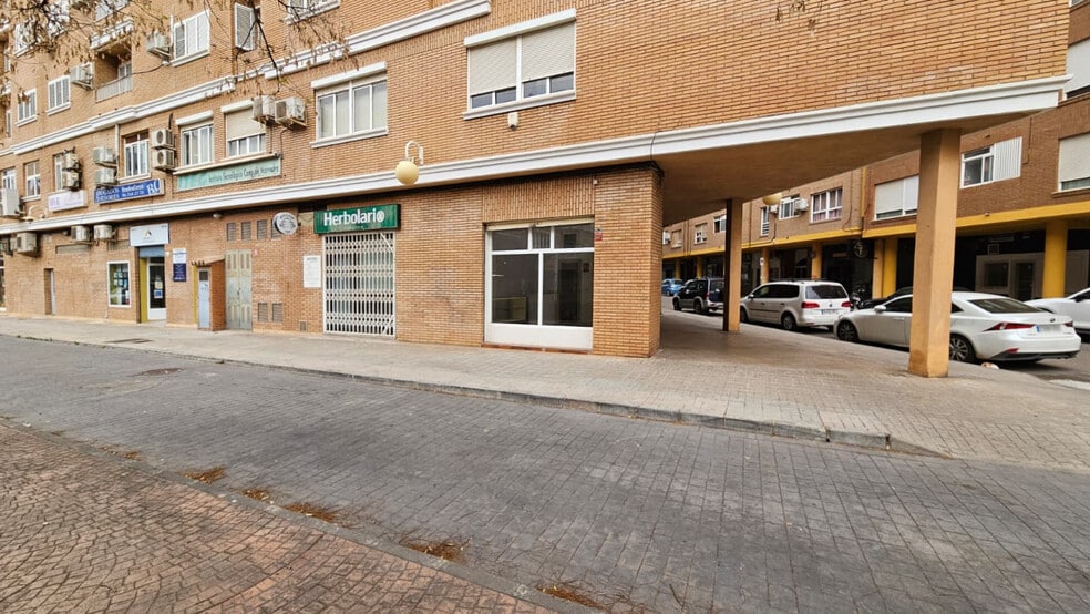 Edificio residencial en Sagunto, Valencia en venta - Foto del edificio - Imagen 1 de 6