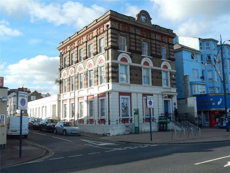 25 Marine Parade, Great Yarmouth en alquiler - Foto del edificio - Imagen 1 de 4
