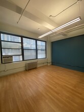 330 W 38th St, New York, NY en alquiler Foto del interior- Imagen 2 de 6