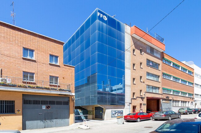 Más detalles de Calle Rufino González, Madrid - Oficina en alquiler