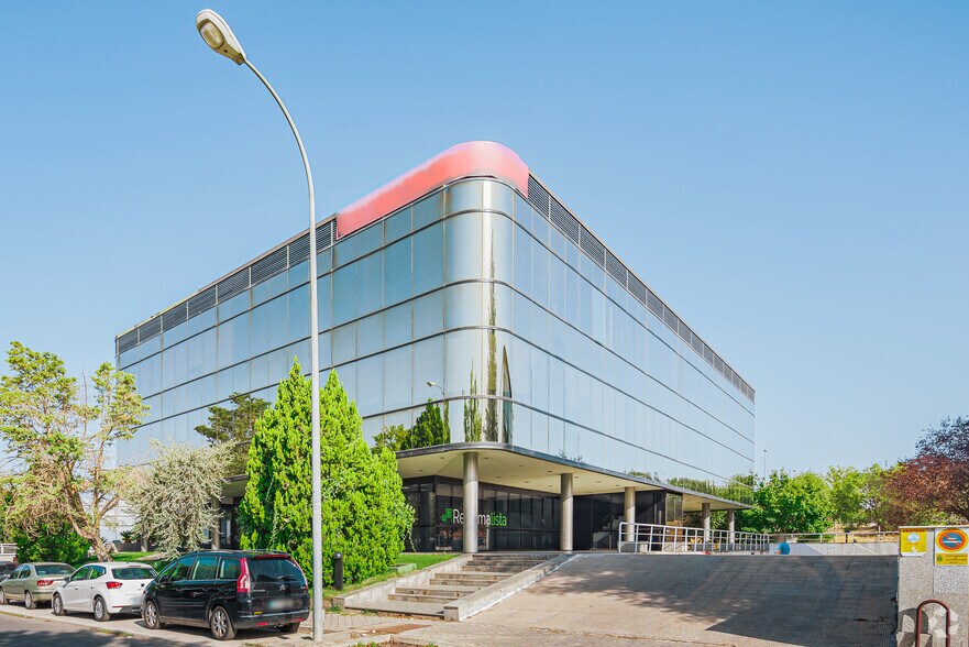 Oficina en Villaviciosa de Odón, Madrid en venta - Foto principal - Imagen 1 de 3