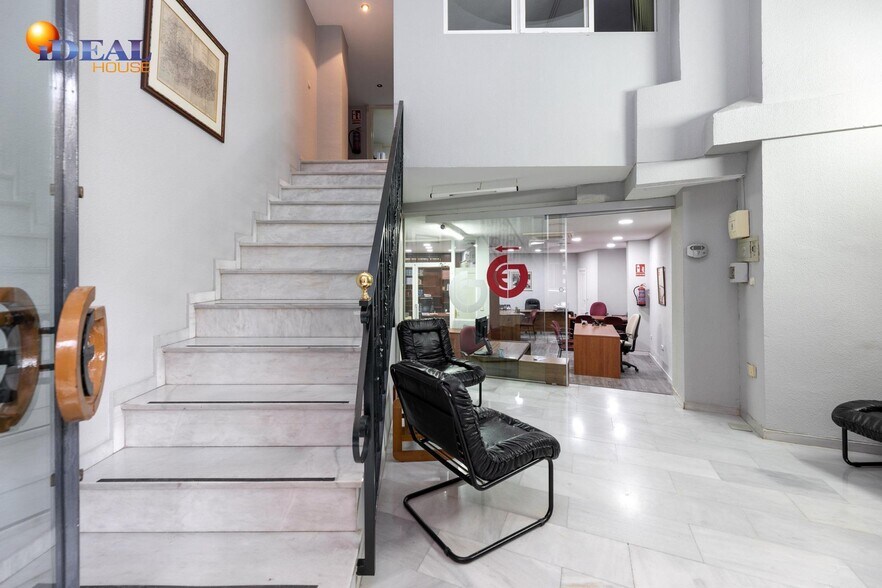 Local en Granada, Granada en venta - Foto del interior - Imagen 2 de 22