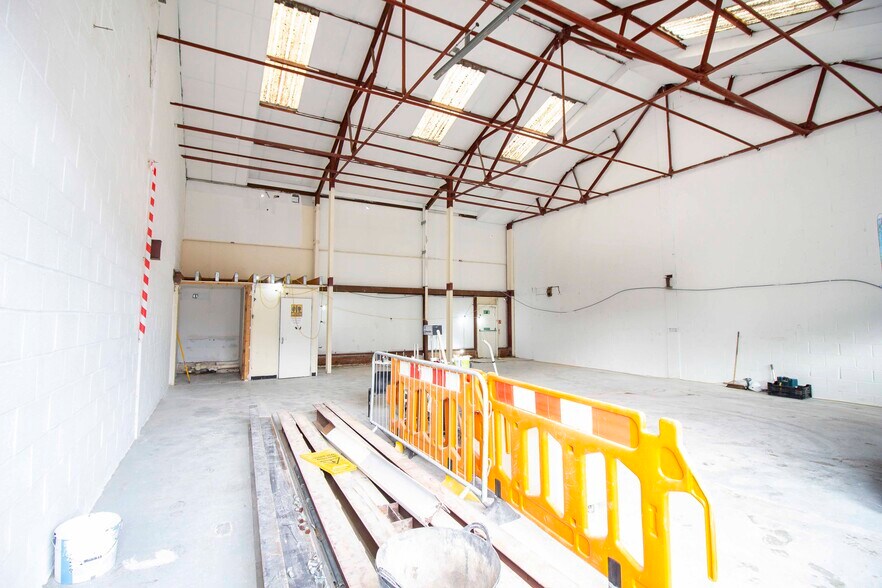 Boston Business Park, London en venta - Foto del edificio - Imagen 3 de 13