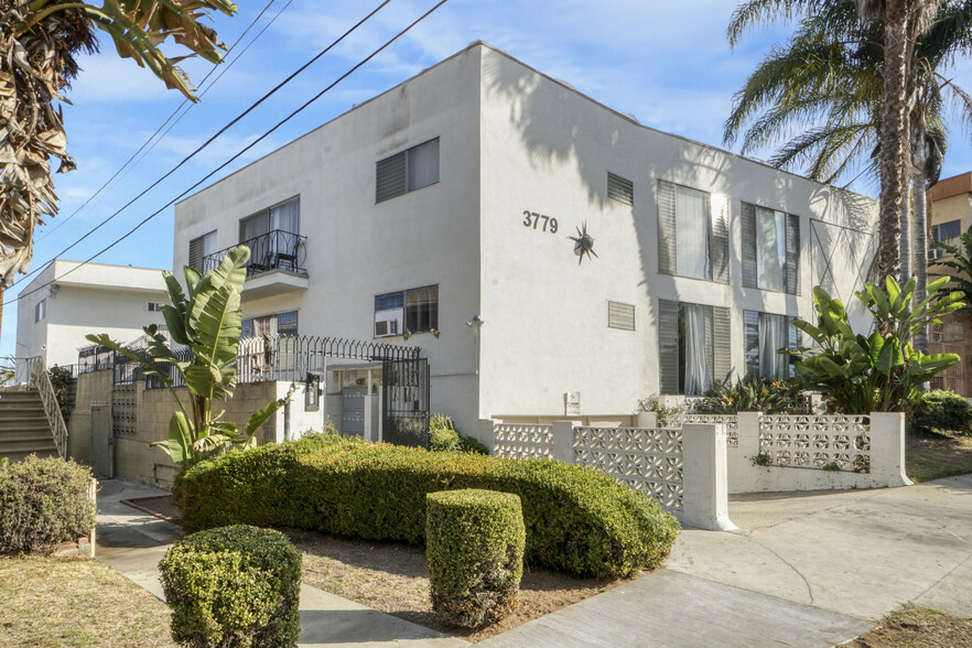 3779 Lockland Dr, Los Angeles, CA en venta - Foto del edificio - Imagen 1 de 14