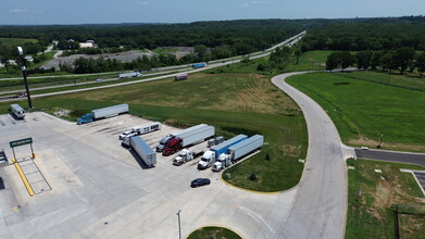 Hwy 371 & Tracy Dr, Tracy, MO - VISTA AÉREA  vista de mapa - Image1