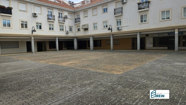 Más detalles de Ronda de Santa Susana, 4, Torres de la Alameda - Edificio residencial​ en venta
