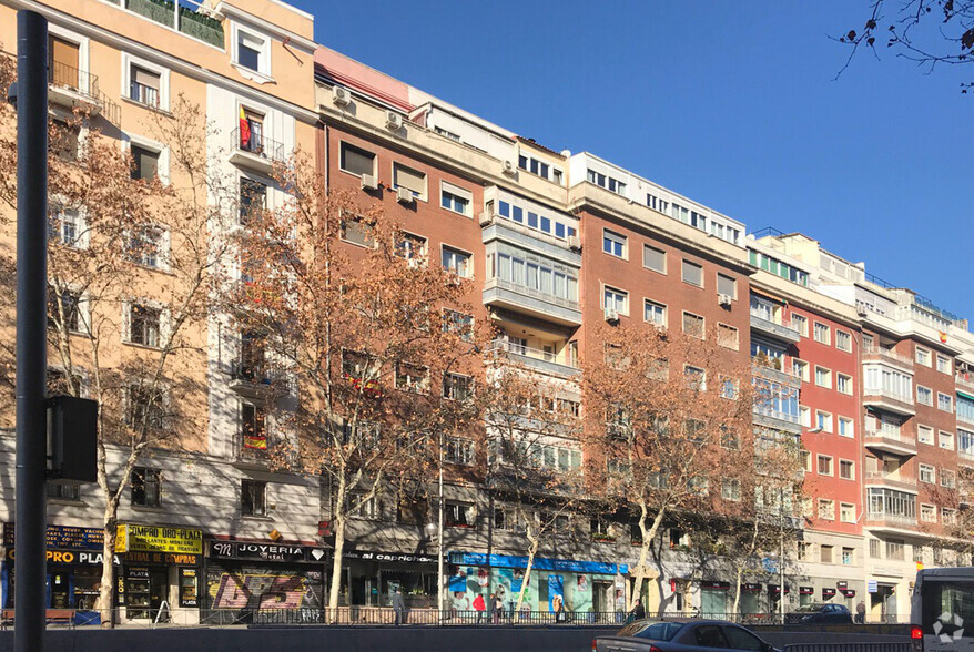 Edificios residenciales en Madrid, MAD en venta - Foto principal - Imagen 1 de 2