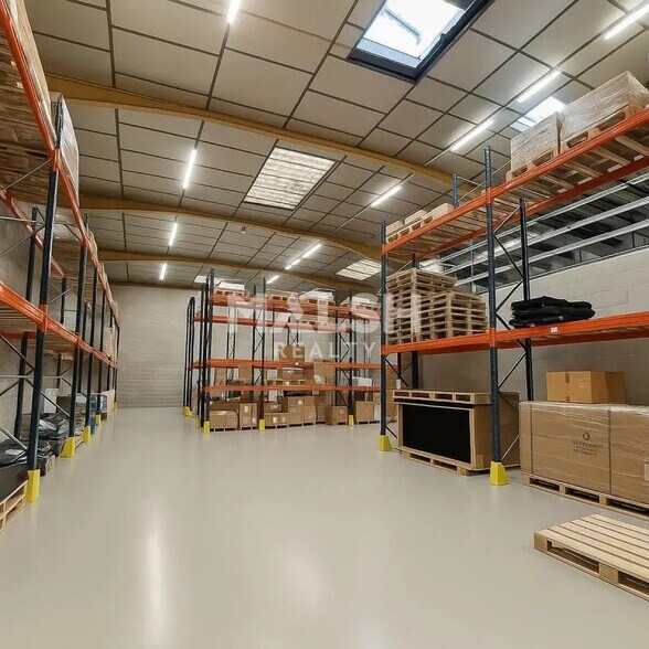 Local en Irigny en alquiler - Foto del interior - Imagen 1 de 8