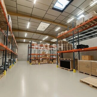 Más detalles de Varios usos en alquiler